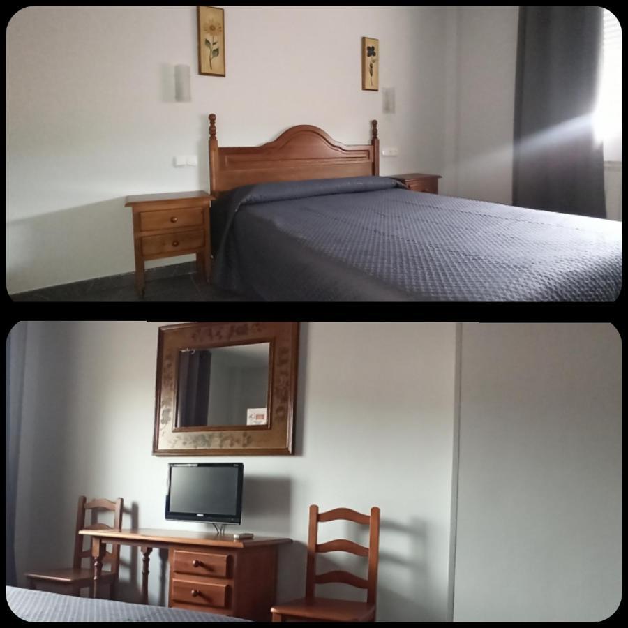 Hostal San Antonio Iscar Esterno foto